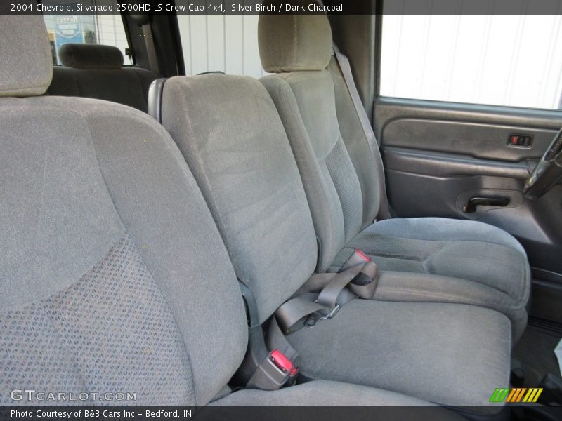 Silver Birch / Dark Charcoal 2004 Chevrolet Silverado 2500HD LS Crew Cab 4x4