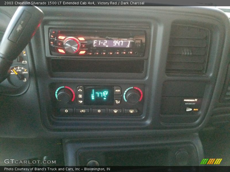 Victory Red / Dark Charcoal 2003 Chevrolet Silverado 1500 LT Extended Cab 4x4