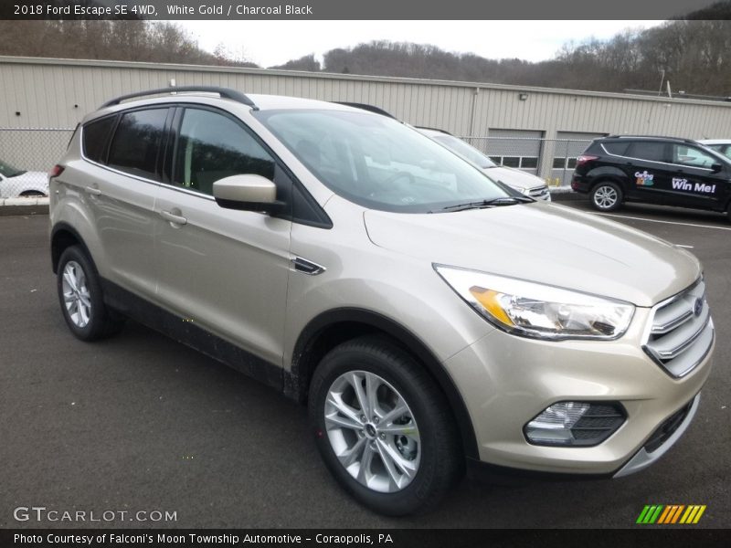 White Gold / Charcoal Black 2018 Ford Escape SE 4WD