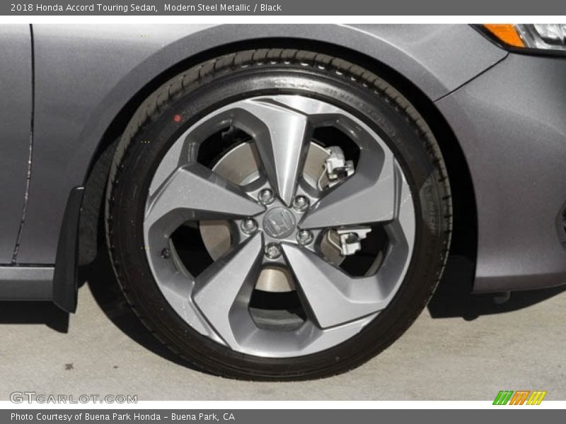 Modern Steel Metallic / Black 2018 Honda Accord Touring Sedan