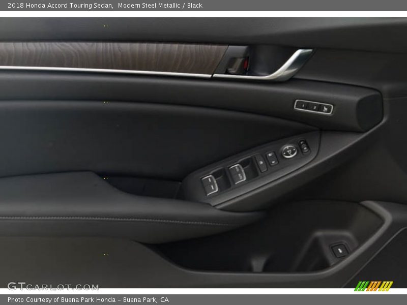 Modern Steel Metallic / Black 2018 Honda Accord Touring Sedan