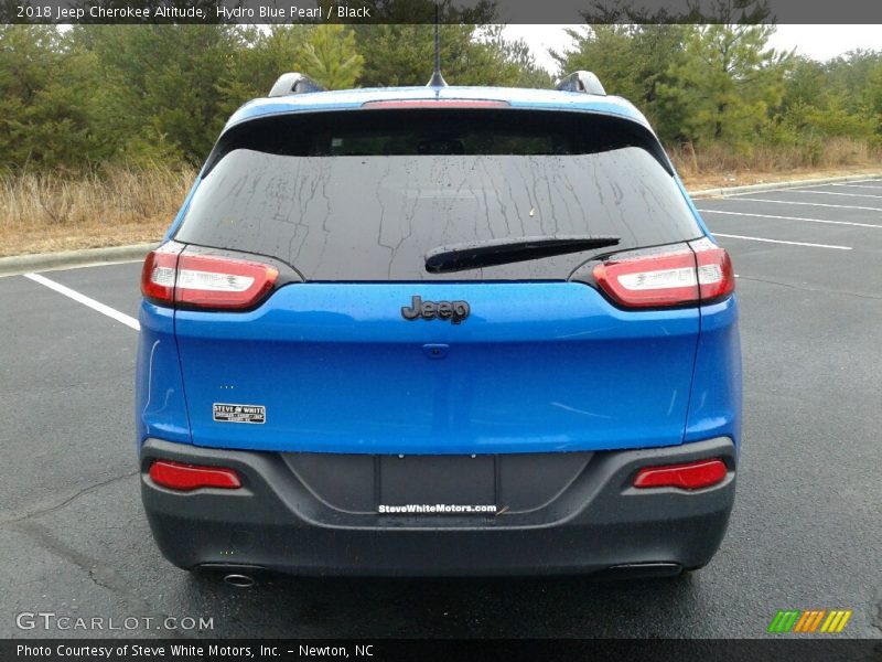 Hydro Blue Pearl / Black 2018 Jeep Cherokee Altitude