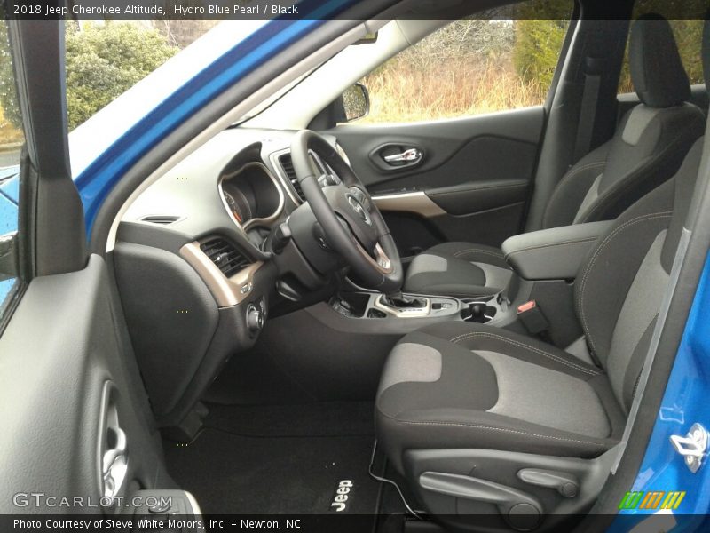 Hydro Blue Pearl / Black 2018 Jeep Cherokee Altitude