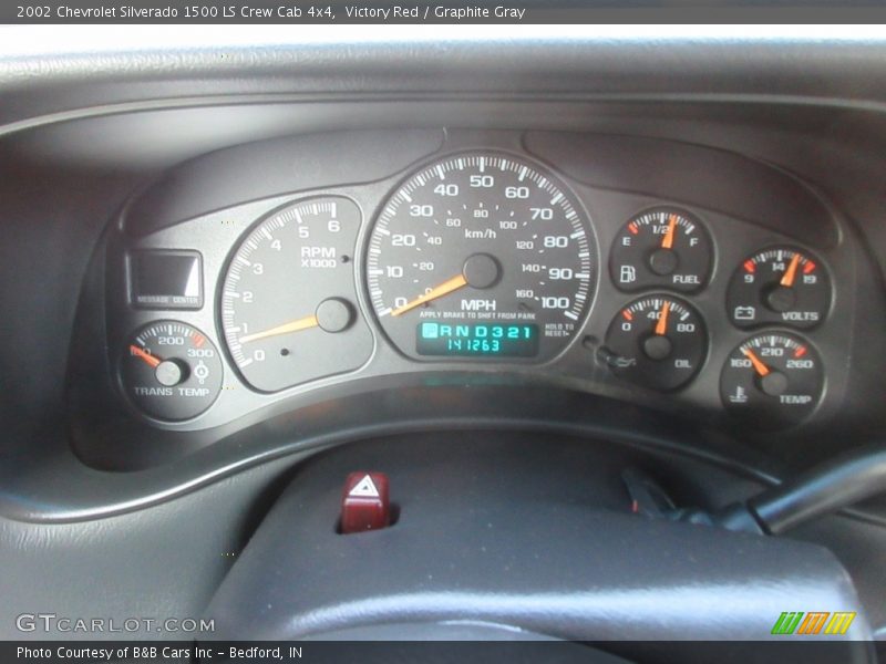 Victory Red / Graphite Gray 2002 Chevrolet Silverado 1500 LS Crew Cab 4x4