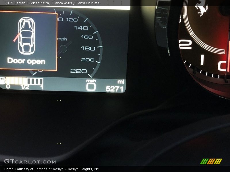  2015 F12berlinetta   Gauges