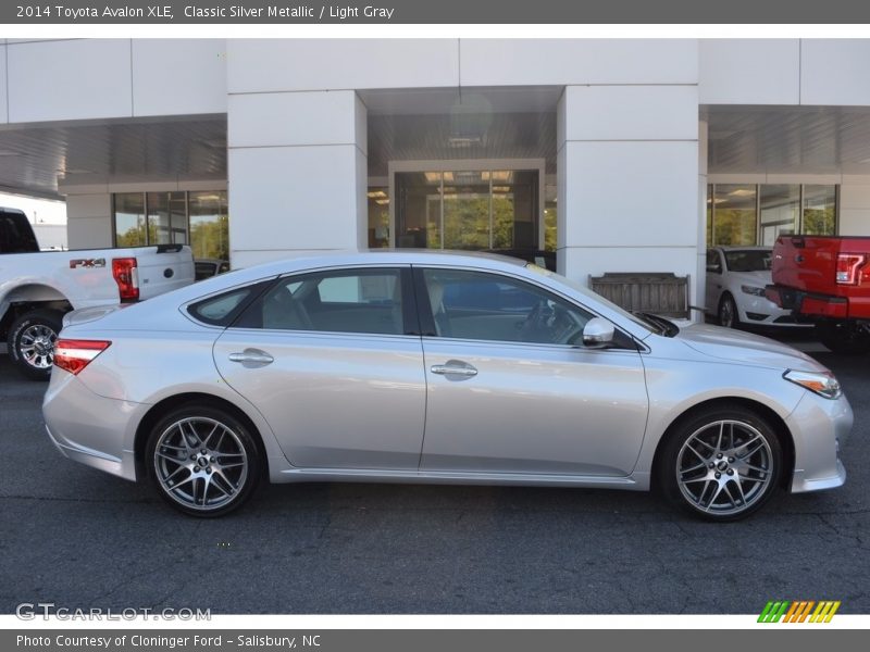 Classic Silver Metallic / Light Gray 2014 Toyota Avalon XLE