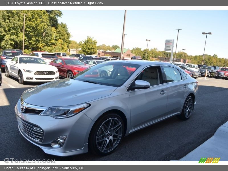 Classic Silver Metallic / Light Gray 2014 Toyota Avalon XLE