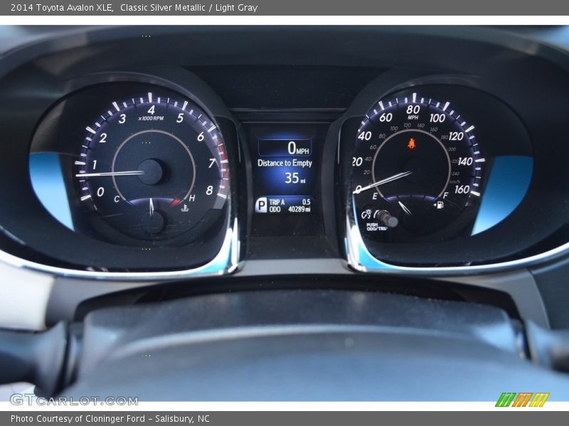 Classic Silver Metallic / Light Gray 2014 Toyota Avalon XLE