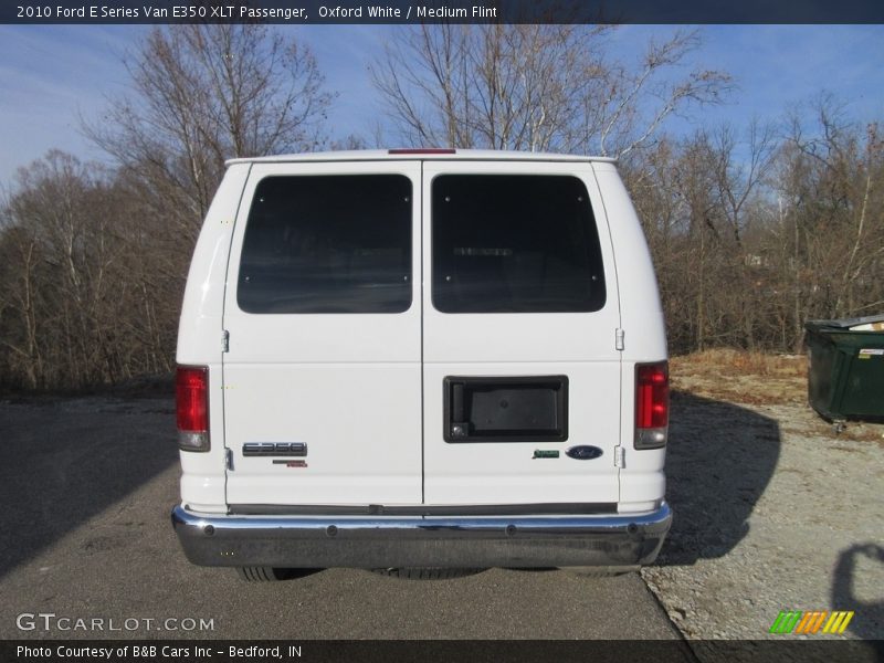 Oxford White / Medium Flint 2010 Ford E Series Van E350 XLT Passenger
