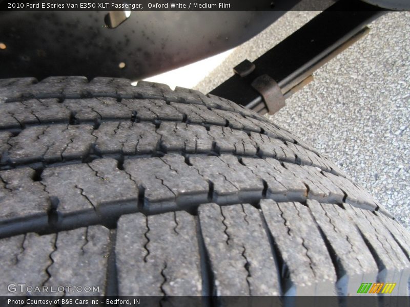 Oxford White / Medium Flint 2010 Ford E Series Van E350 XLT Passenger