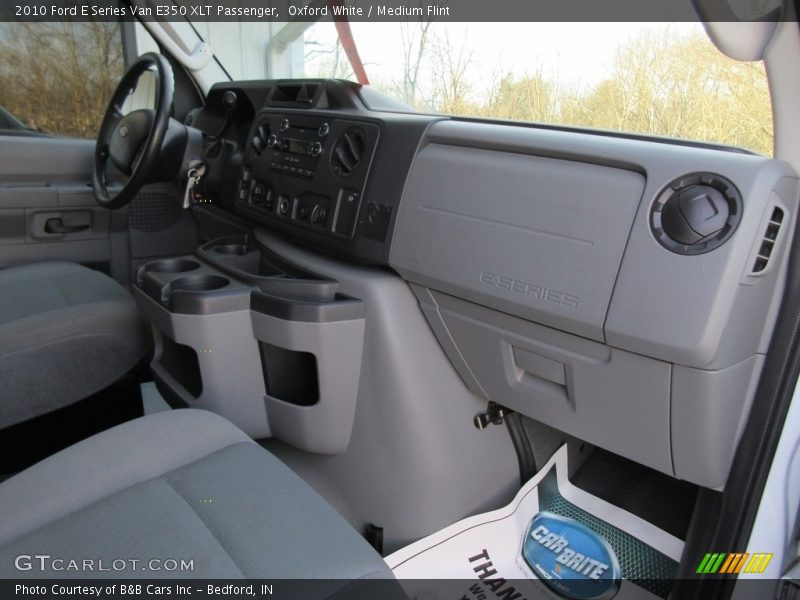 Oxford White / Medium Flint 2010 Ford E Series Van E350 XLT Passenger