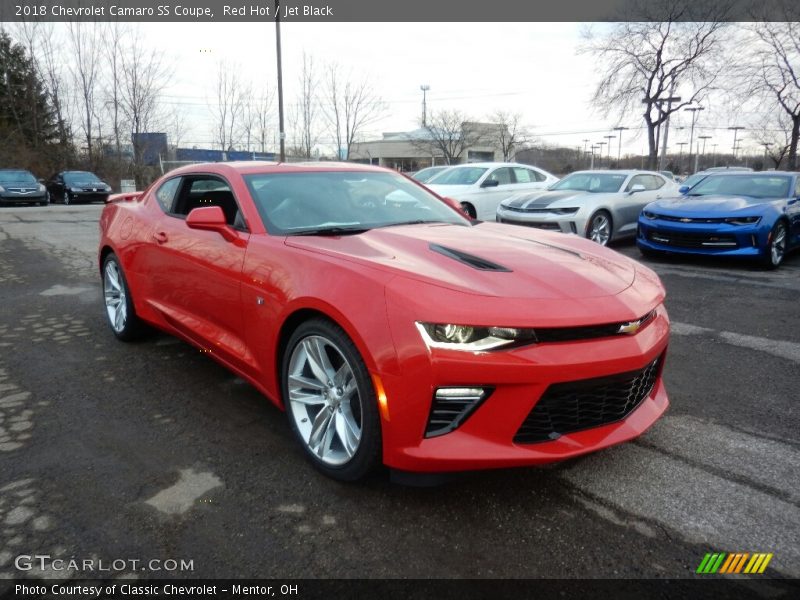Front 3/4 View of 2018 Camaro SS Coupe