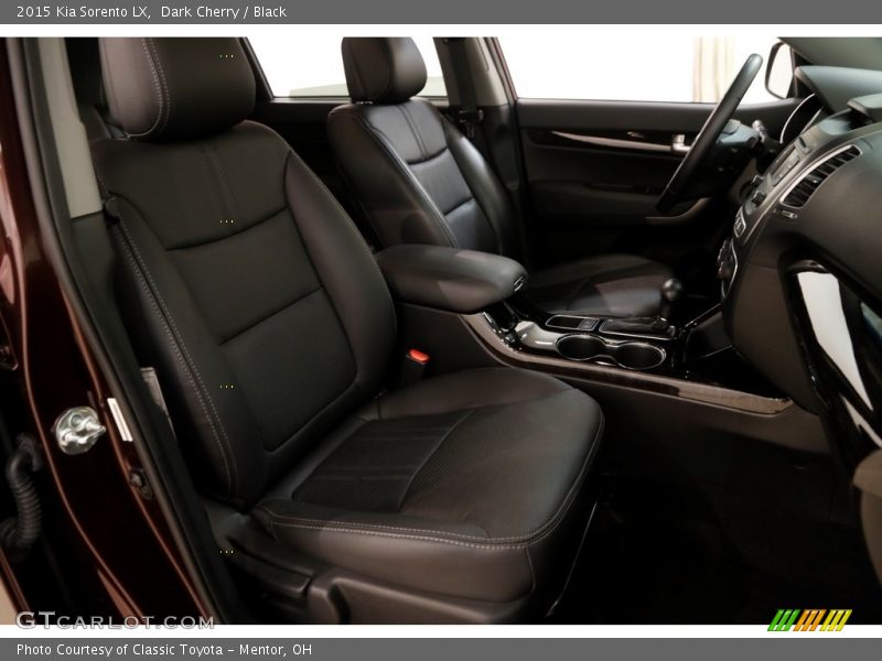 Dark Cherry / Black 2015 Kia Sorento LX