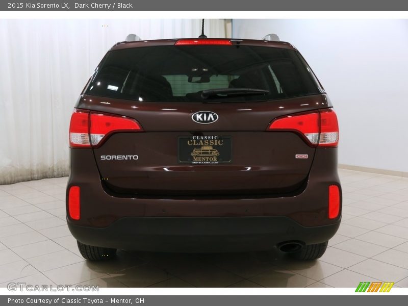 Dark Cherry / Black 2015 Kia Sorento LX