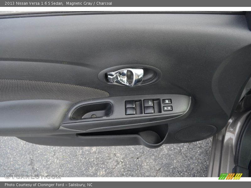 Magnetic Gray / Charcoal 2013 Nissan Versa 1.6 S Sedan