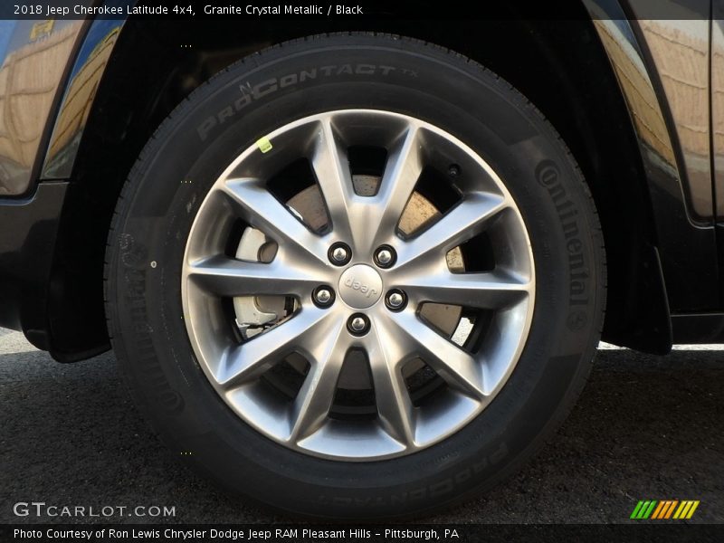 Granite Crystal Metallic / Black 2018 Jeep Cherokee Latitude 4x4