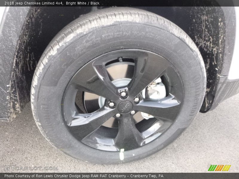 Bright White / Black 2018 Jeep Cherokee Limited 4x4