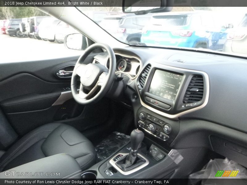 Bright White / Black 2018 Jeep Cherokee Limited 4x4