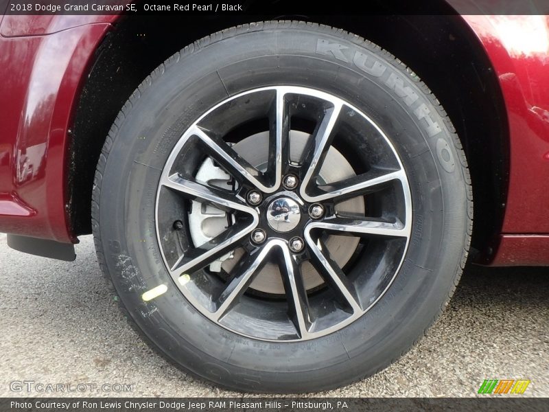 Octane Red Pearl / Black 2018 Dodge Grand Caravan SE