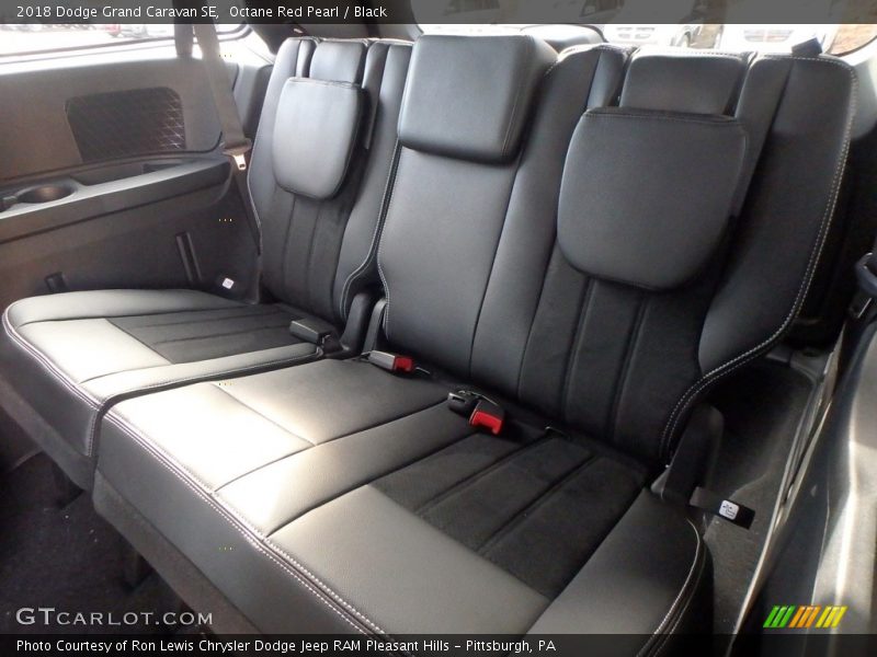 Octane Red Pearl / Black 2018 Dodge Grand Caravan SE
