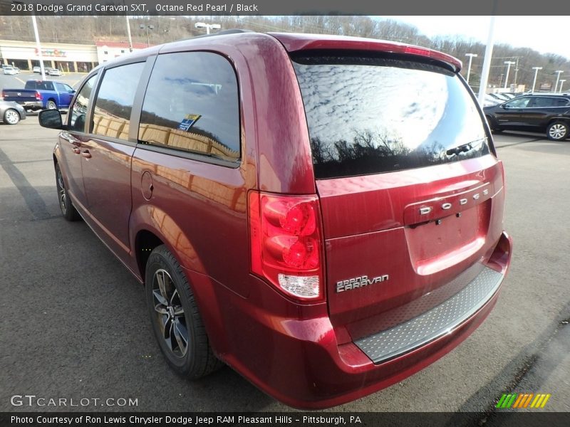 Octane Red Pearl / Black 2018 Dodge Grand Caravan SXT