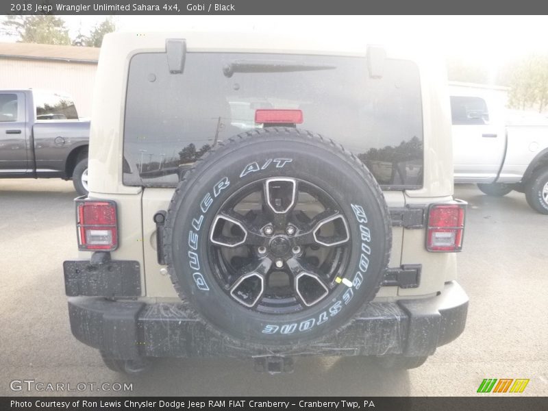 Gobi / Black 2018 Jeep Wrangler Unlimited Sahara 4x4