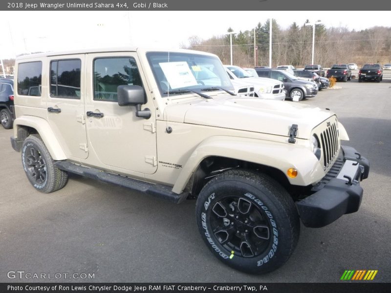 Front 3/4 View of 2018 Wrangler Unlimited Sahara 4x4