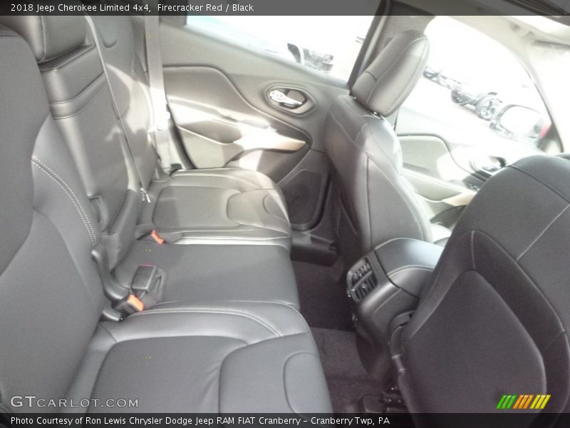 Firecracker Red / Black 2018 Jeep Cherokee Limited 4x4