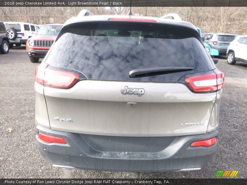 Light Brownstone Pearl / Black 2018 Jeep Cherokee Limited 4x4