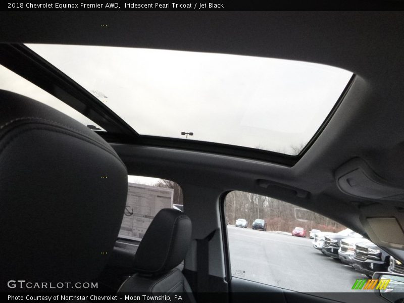 Iridescent Pearl Tricoat / Jet Black 2018 Chevrolet Equinox Premier AWD
