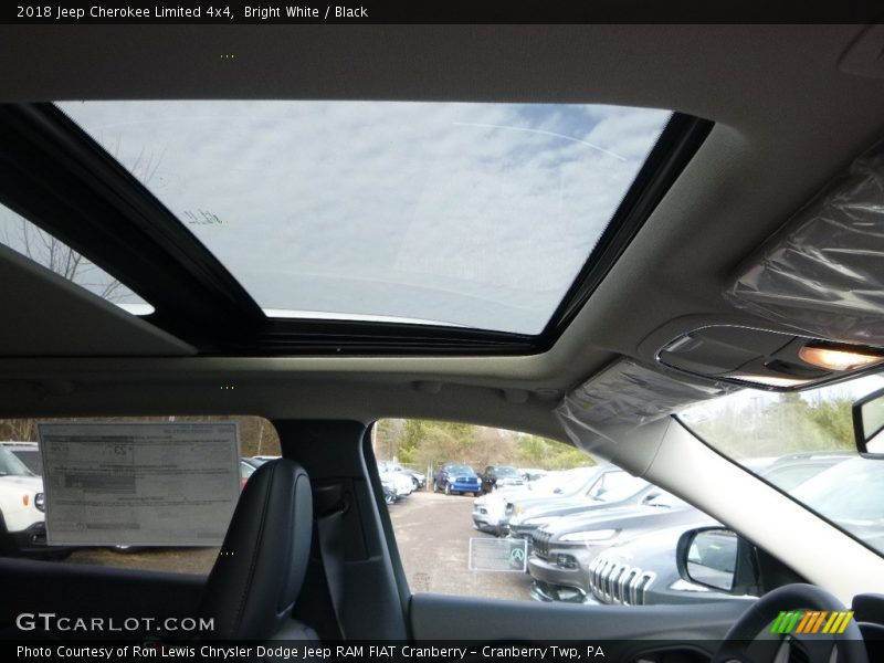 Bright White / Black 2018 Jeep Cherokee Limited 4x4