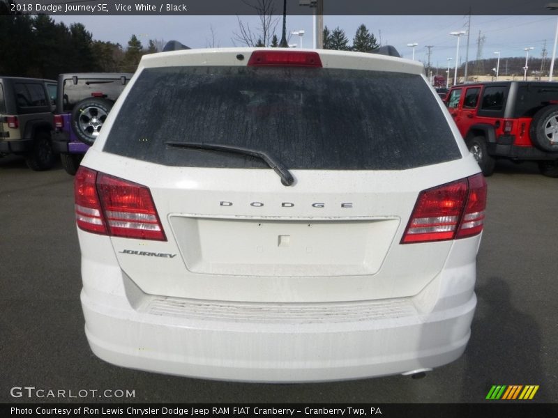 Vice White / Black 2018 Dodge Journey SE