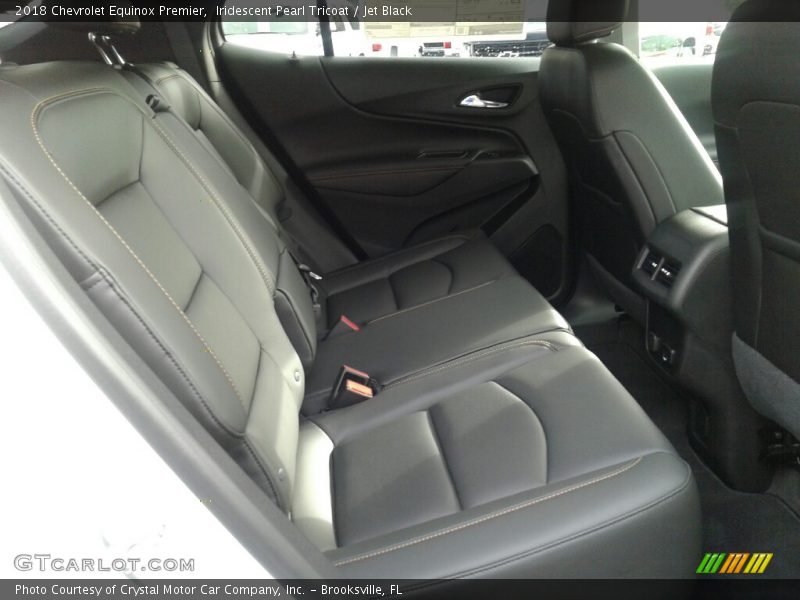 Iridescent Pearl Tricoat / Jet Black 2018 Chevrolet Equinox Premier