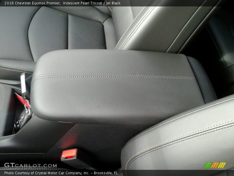 Iridescent Pearl Tricoat / Jet Black 2018 Chevrolet Equinox Premier