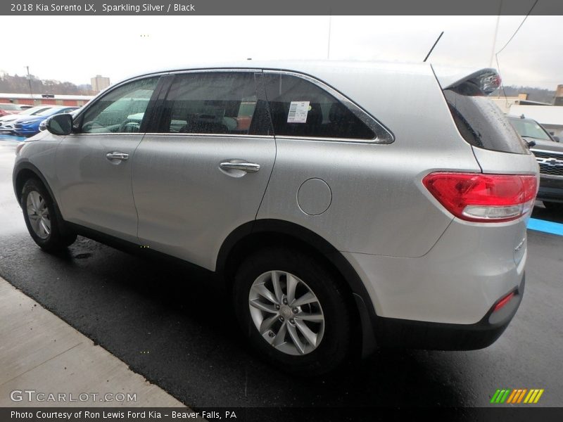 Sparkling Silver / Black 2018 Kia Sorento LX