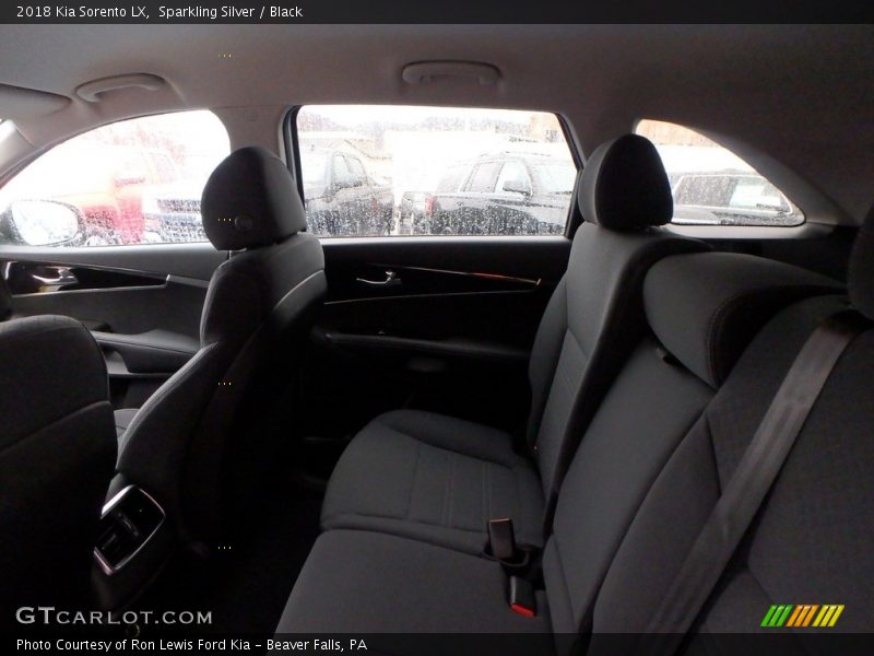 Sparkling Silver / Black 2018 Kia Sorento LX