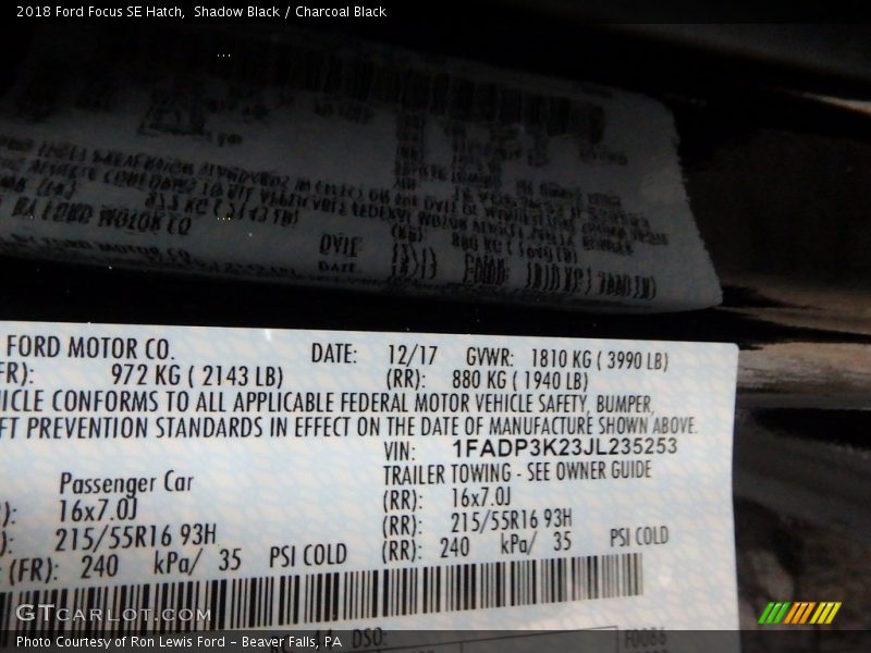 Shadow Black / Charcoal Black 2018 Ford Focus SE Hatch