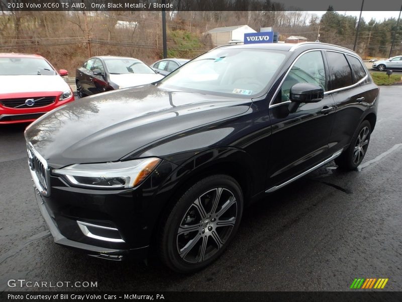 Onyx Black Metallic / Blonde 2018 Volvo XC60 T5 AWD