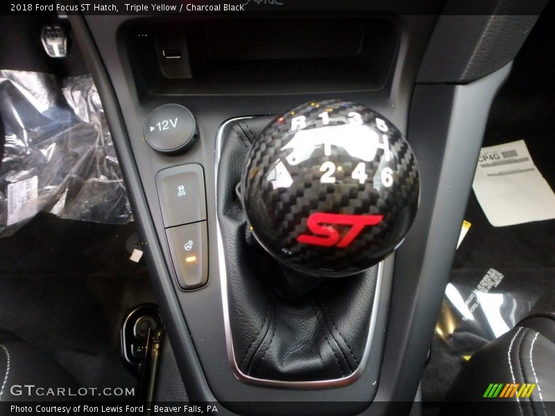  2018 Focus ST Hatch 6 Speed Manual Shifter