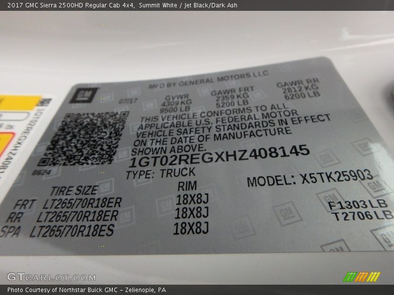 Summit White / Jet Black/Dark Ash 2017 GMC Sierra 2500HD Regular Cab 4x4