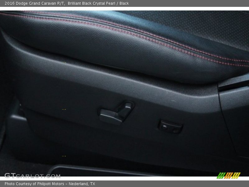 Brilliant Black Crystal Pearl / Black 2016 Dodge Grand Caravan R/T