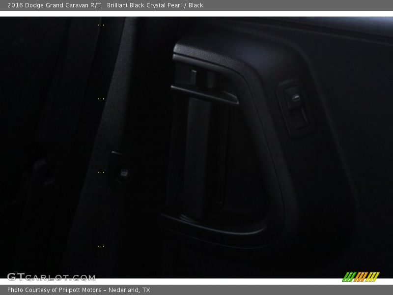 Brilliant Black Crystal Pearl / Black 2016 Dodge Grand Caravan R/T