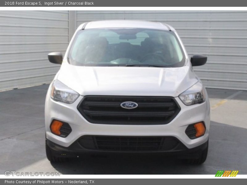 Ingot Silver / Charcoal Black 2018 Ford Escape S