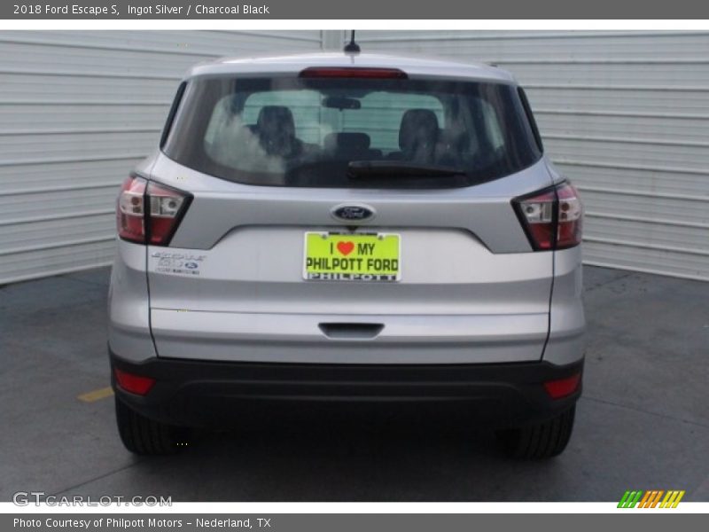 Ingot Silver / Charcoal Black 2018 Ford Escape S
