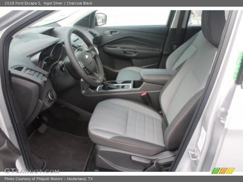 Ingot Silver / Charcoal Black 2018 Ford Escape S
