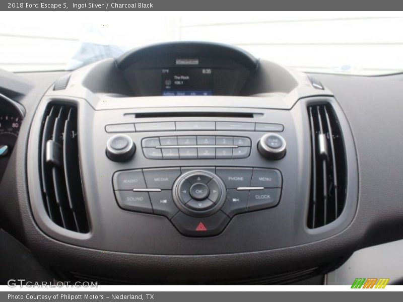 Ingot Silver / Charcoal Black 2018 Ford Escape S