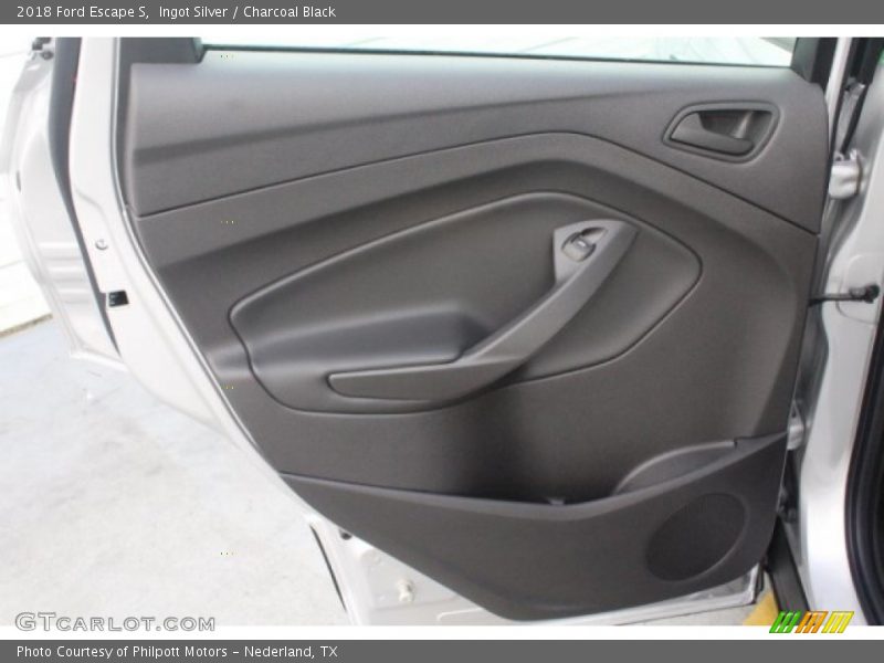 Ingot Silver / Charcoal Black 2018 Ford Escape S