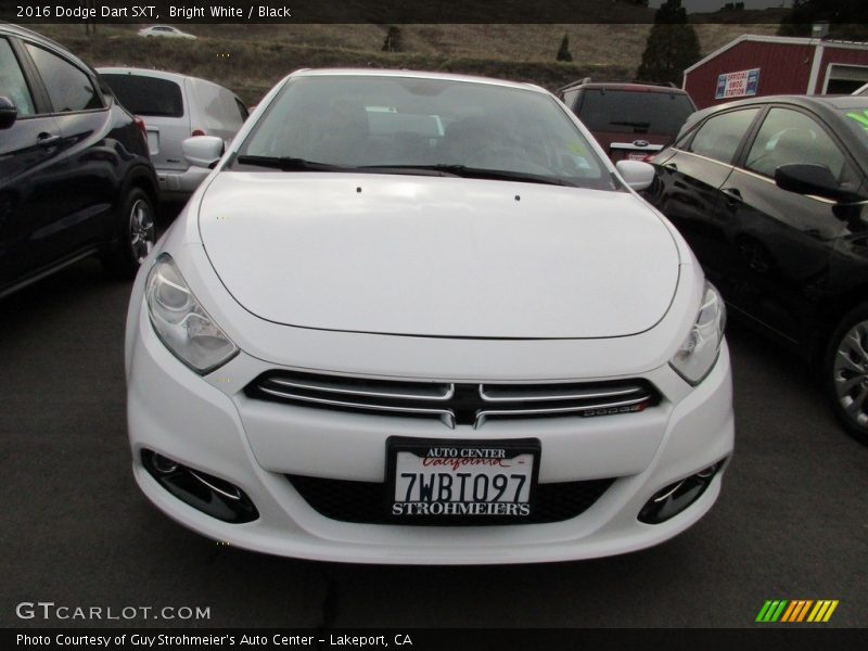 Bright White / Black 2016 Dodge Dart SXT