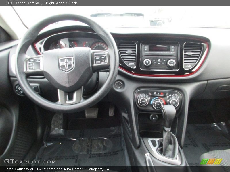 Bright White / Black 2016 Dodge Dart SXT