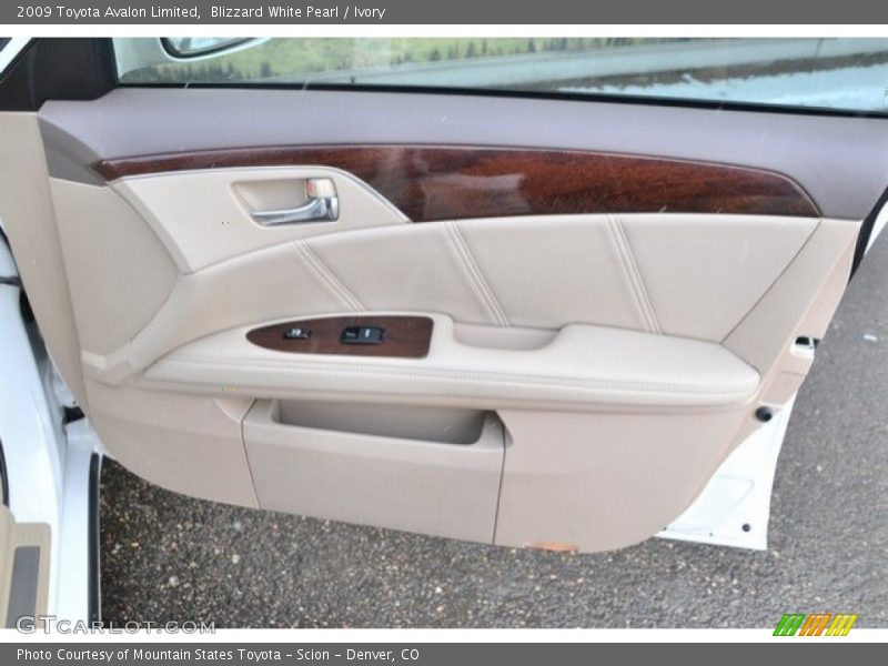 Blizzard White Pearl / Ivory 2009 Toyota Avalon Limited